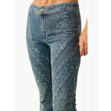 Load image into Gallery viewer, Free People Mermaid Mid-Rise Flare Jeans Womens 28 Patchwork 70s