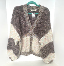Load image into Gallery viewer, Knitted cardigan with a gradient pattern on a white background