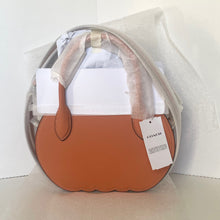 Load image into Gallery viewer, Coach Pumpkin Bag CU868 2025 Halloween Orange Glovetanned Leather ORGPKG