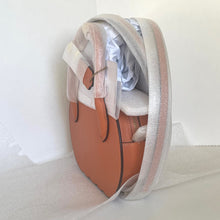 Load image into Gallery viewer, Coach Pumpkin Bag CU868 2025 Halloween Orange Glovetanned Leather ORGPKG