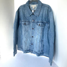 Load image into Gallery viewer, Madewell Denim Jacket Mens Blue Trucker Oversized Faded, Manitoba Wash