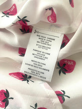 Load image into Gallery viewer, Equipment Lyle Sleeveless Silk Top White Strawberry Print Womens XS