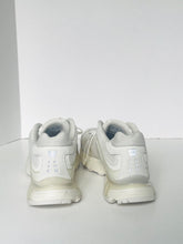 Load image into Gallery viewer, Salomon XT-Whisper Sneakers Vanilla/Almond  7.5W/6.5M Quicklace trail runners unisex