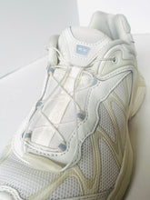 Load image into Gallery viewer, Salomon XT-Whisper Sneakers Vanilla/Almond  7.5W/6.5M Quicklace trail runners unisex