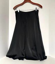 Load image into Gallery viewer, Jill Stuart Black Satin A-Line Knee-Length Cocktail Skirt Women's Size 8