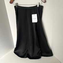 Load image into Gallery viewer, Jill Stuart Black Satin A-Line Knee-Length Cocktail Skirt Women's Size 8
