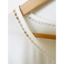 Load image into Gallery viewer, Close-up of a wooden pencil and white fabric with a wooden handle.