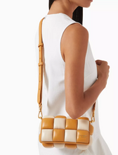 Load image into Gallery viewer, Kate Spade Boxxy Colorblocked East-West Crossbody Bare Leather Crossbody