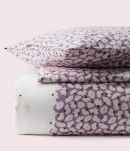 Load image into Gallery viewer, Kate Spade Queen Duvet Cover 3-Piece Set Pink Floral Cotton 94 x 92 Carnation