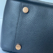 Load image into Gallery viewer, Kate Spade Gramercy Black Leather Satchel Medium Crossbody Bag Doctor Style