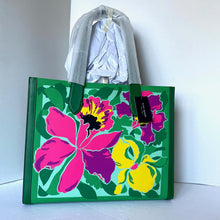 Load image into Gallery viewer, Kate Spade Large Manhattan Orchid Bloom Canvas Over The Shoulder Tote