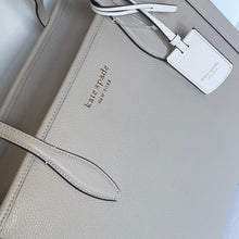 Load image into Gallery viewer, Kate Spade Market Pebbled Leather Medium Tote Light Taupe Beige Shoulder Bag