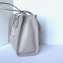 Load image into Gallery viewer, Kate Spade Market Pebbled Leather Medium Tote Light Beige Shoulder Bag