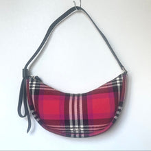 Load image into Gallery viewer, Plaid patterned bag with a strap on a white background