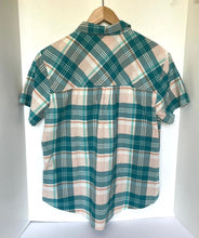 Load image into Gallery viewer, LL Bean Plaid Sport Shirt Womens Large Short Sleeve Plaid Lightweight Wicking