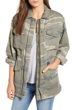 Load image into Gallery viewer, Rails Jacket Womens Medium Camo Utility Drawstring Faux Fur Lined, Whitaker