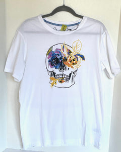 Robert Graham Shirt Mens Medium White Hibiscus Skull Cotton T-shirt