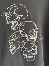 Load image into Gallery viewer, Robert Graham Sweater Mens XXL 2XL Black Stacked Skull Sweatshirt Classic Fit