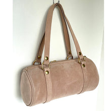 Load image into Gallery viewer, Coach Kisslock Barrel Bag CDZ16 Suede Leather Shoulder Bag Nuage Ortiginals B