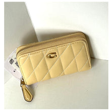 Load image into Gallery viewer, Coach Essential Small Zip Card Case CM505 Vanilla Yellow Quilted Leather