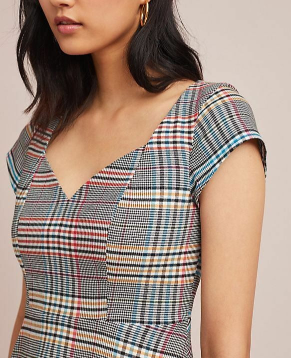 Anthropologie Women's V-Neck Short Sleeve Fit and Flare Plaid Blue Dre Luxe Fashion Finds Anthropologie Women's V-Neck Short Sleeve Fit and Flare Plaid Blue Dre Luxe Fashion Finds