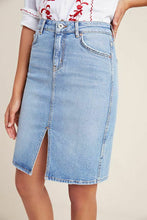 Load image into Gallery viewer, Anthropologie Pilcro Classic Denim Faded Blue Slim Short Pencil Skirt - 0 - Luxe Fashion Finds