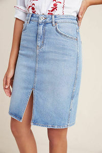 Anthropologie Pilcro Classic Denim Faded Blue Slim Short Pencil Skirt - 0 - Luxe Fashion Finds