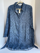 Load image into Gallery viewer, Anthropologie Women&#39;s V-Neck Shirtdress, Long Sleeve Belted Blue Tencel, Small