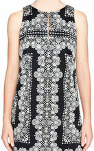 Load image into Gallery viewer, Nanette Lepore Women&#39;s Sleeveless A-Line Silk Mosaic Black Shift Dress - 4